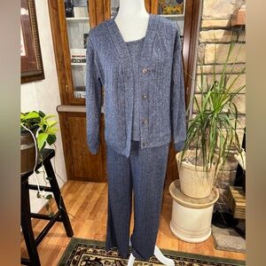 LIVE 2 LOUNGE 3 PIECE BLUE MARLED LOUNGEWEAR SET. TANK TOP PANTS & CARDIGAN EUC